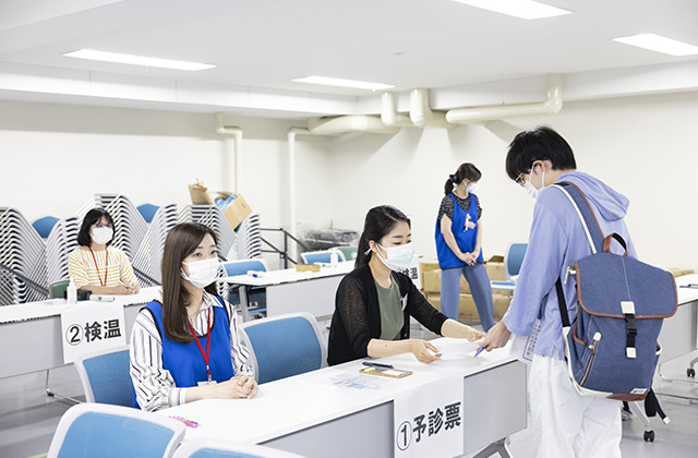 入口外観・受付