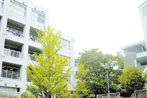 桜修館中等教育学校 外観